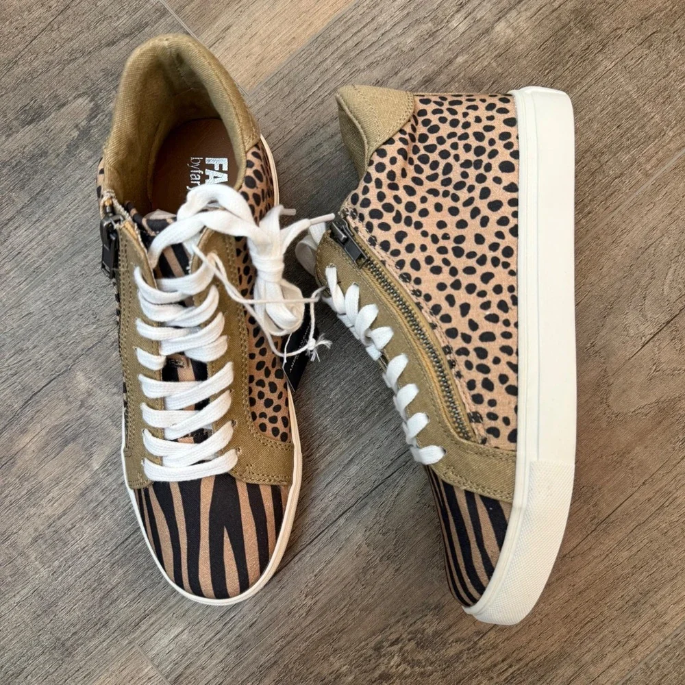 NEW Faryl by Farylrobin AE Animal Leopard Zebra High Top Sneakers Women 7 Street